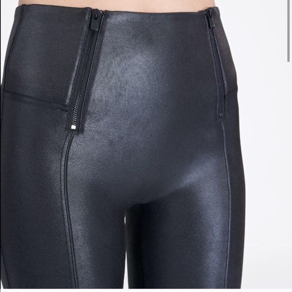 SPANX Pants - Spanx Black Faux Leather Hip Zippers Leggings